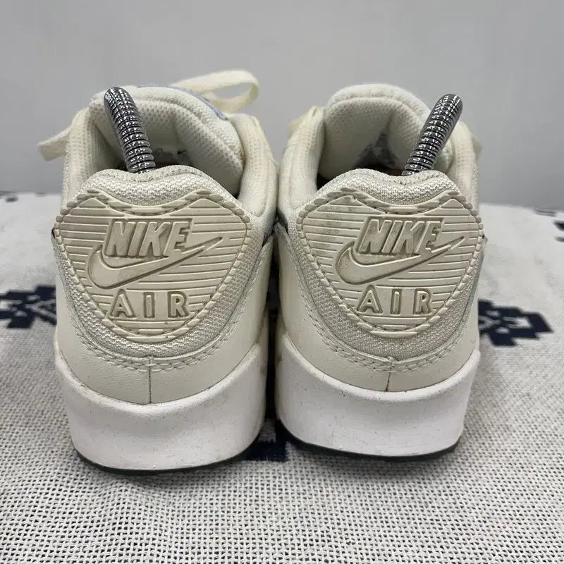 [BUNJANG] Nike 90s Ghost Sneakers Women&