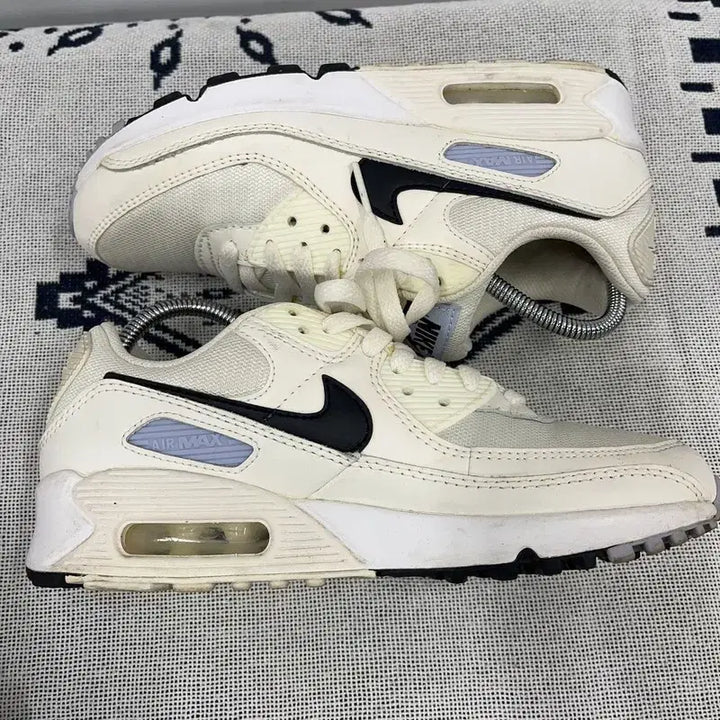 [BUNJANG] Nike 90s Ghost Sneakers Women&
