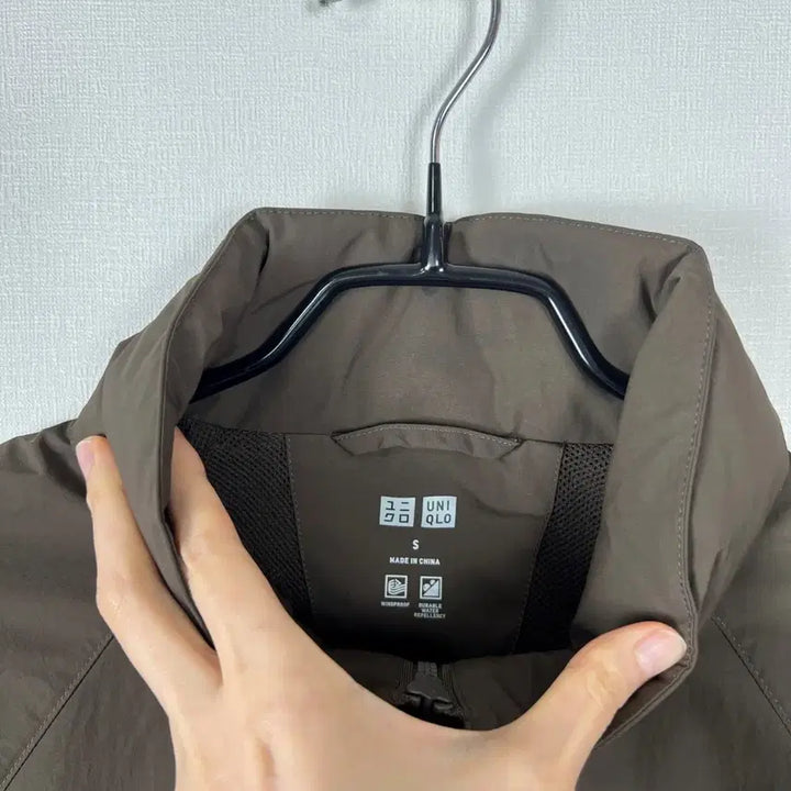 [BUNJANG] Uniqlo Brown Windbreaker Jacket Men&