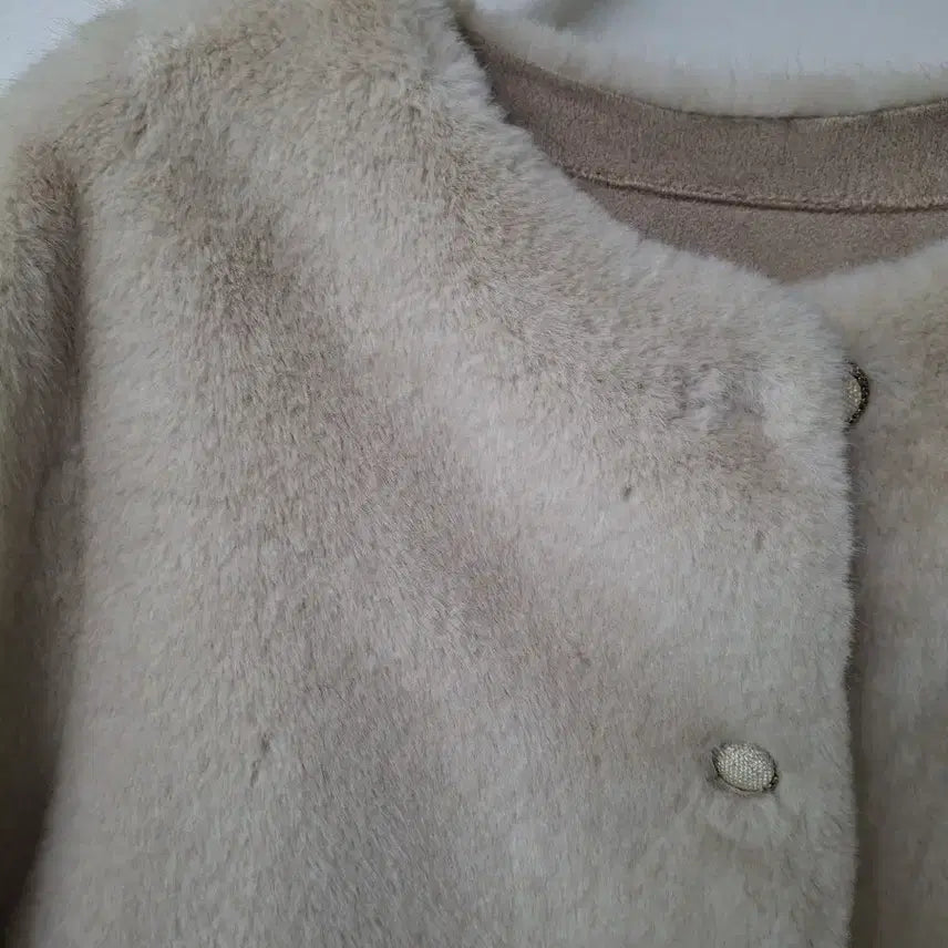 [BUNJANG] Ivory Round Neck Fur Jacket / 아이보리 퍼 자켓 라운드넥55~66반