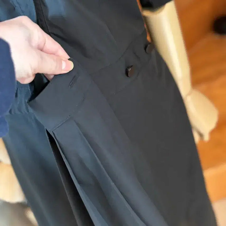 [BUNJANG] Black Pleated Long Dress / 블랙 카라넥 반팔 플리츠 롱 원피스
