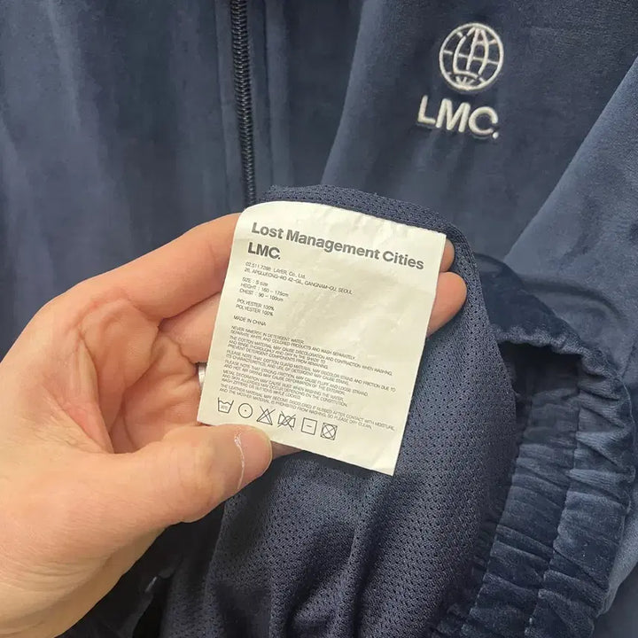 [BUNJANG] LMC OG Globe Velour Track Top Jacket (S) / LMC 엘엠씨 오버핏 OG 글로브 벨루어 트랙탑 자켓 S