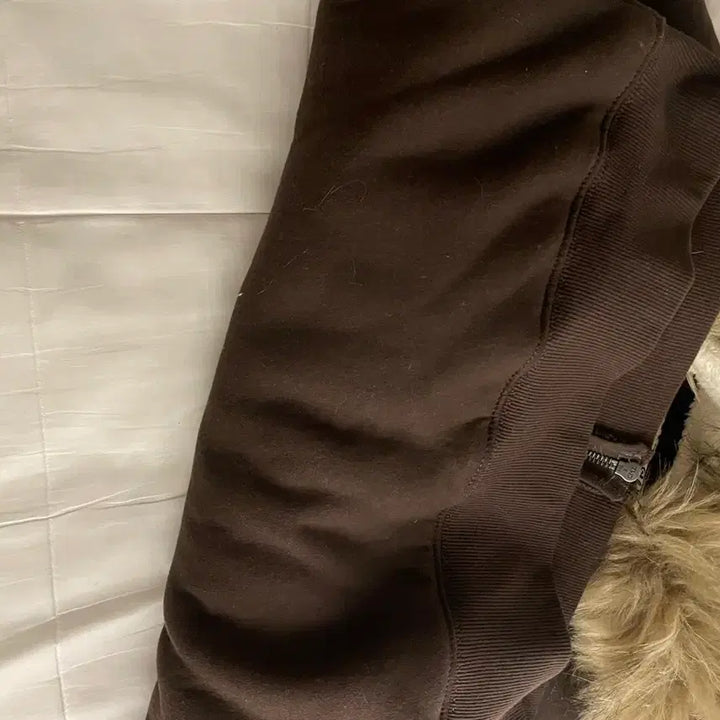 [BUNJANG] Who.A.U Faux Fur Boa Hooded Zip-up / 후아유 캘리포니아 퍼 털모자 후드집업