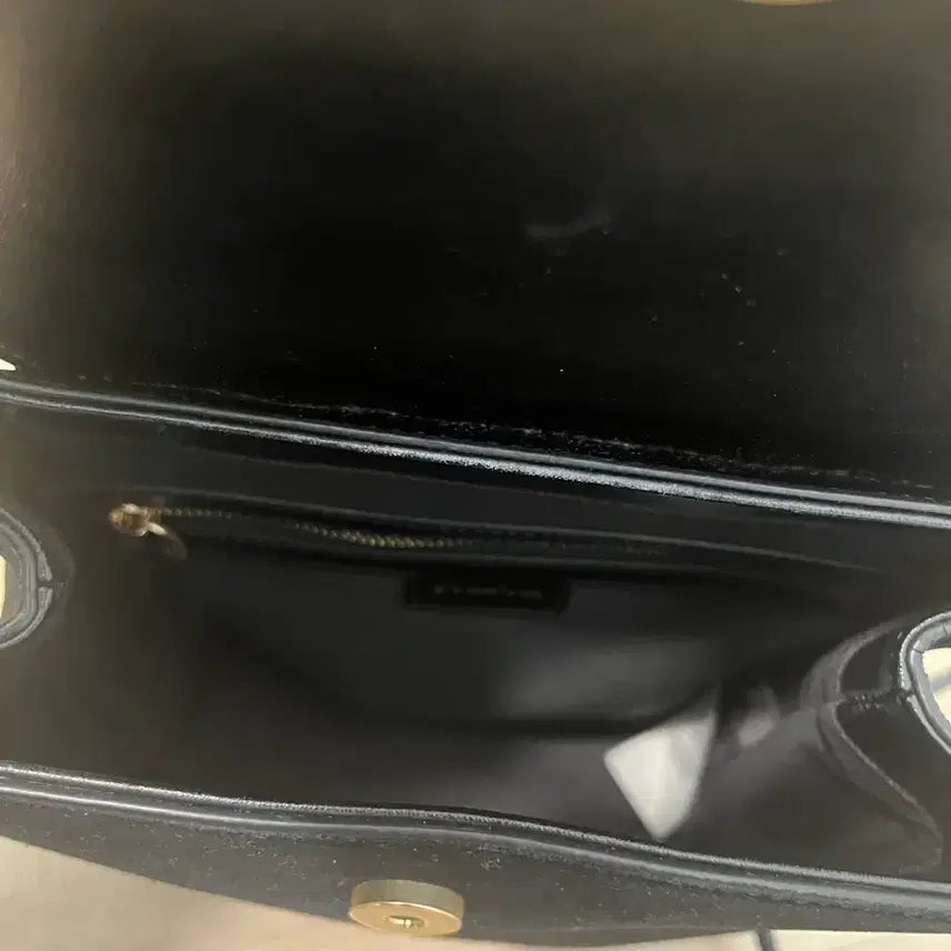 [SOLD OUT] 로라로라 클래식 스웨이드 백팩
