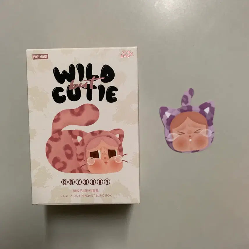 [BUNJANG] Crybaby Leopard Nya-ngi White Denim Camo Neon Figure / 미개봉/정가이하) 크라이베이비 표범 냥이 표냥이 화이트 데님 카모 네온