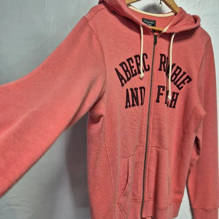 [BUNJANG] Abercrombie &amp; Fitch Hooded Zip-up M - Grapefruit Pink / 아베크롬비 대장급 자몽핑크 후드집업 M사이즈(상태A급)