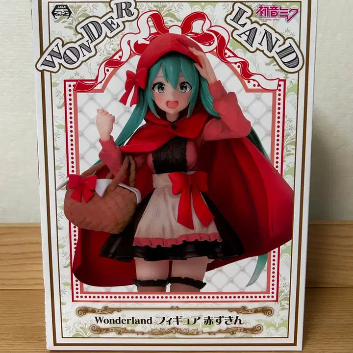 [SOLD OUT] (최종금액) 하츠네미쿠 원더랜드 빨간망토 피규어