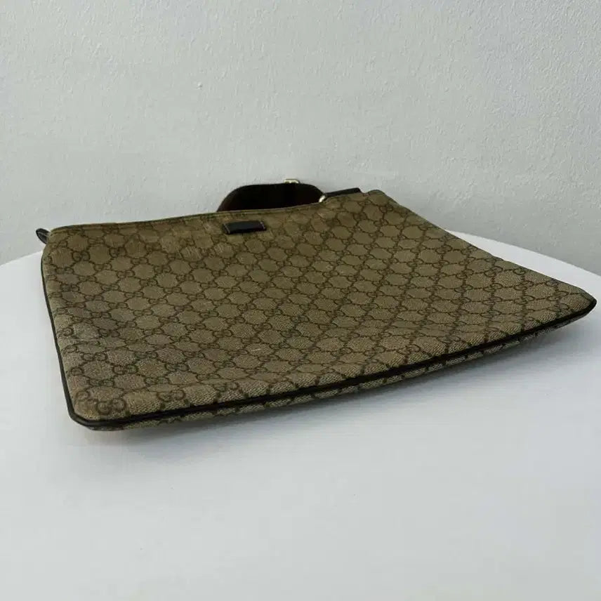[BUNJANG] Gucci GG Canvas Messenger Shoulder Bag / 구찌 GG캔버스 메신저 숄더백 크로스백