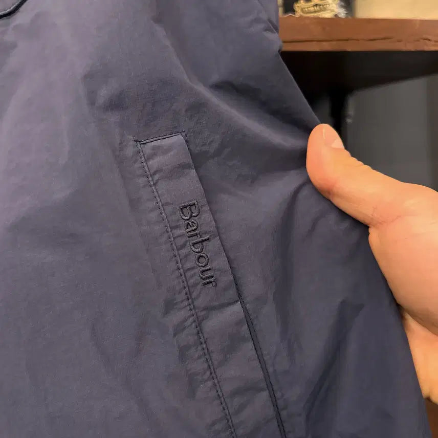 [BUNJANG] Barbour Emb Utility City Pocket Waterproof Jacket Inky Blue / 바버 엠블 유틸리티 시티포켓 워터프루프 자켓 잉키블루 N968