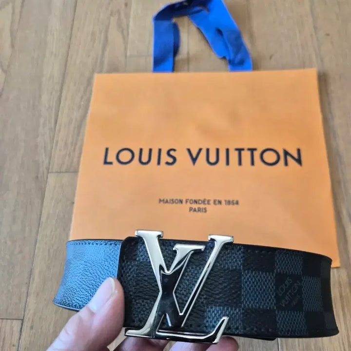 [BUNJANG] Louis Vuitton Damier LV Logo Belt Graphite / (정품) 루이비통 다미에 LV로고 벨트 그라피트 (명품 남자 허리띠)