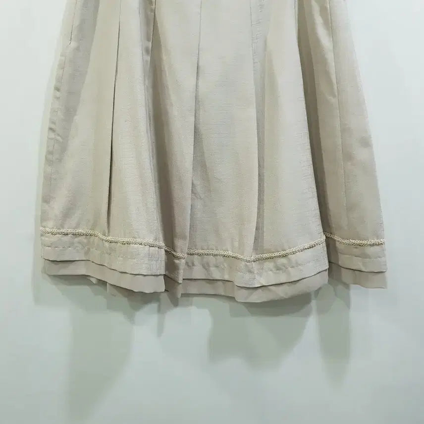 [BUNJANG] Vintage Pleated Midi Skirt / 빈티지 오피스룩 하객룩 테니스 주름 미디 스커트 여26 Q106