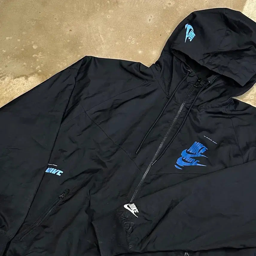 [SOLD OUT] XXL 나이키 NSW 에센셜+ 우븐 윈드러너 블랙 바람막이