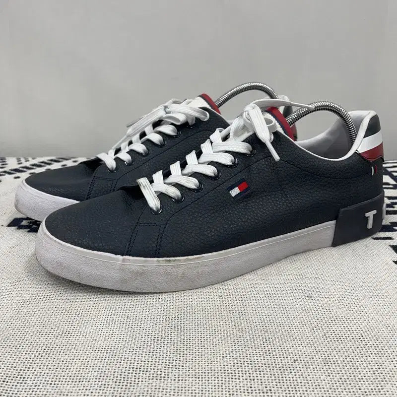 [BUNJANG] Tommy Hilfiger Red Wheel Sneakers Shoes 290 / 타미힐피거 레즈 휠 스니커즈 신발 290 E02811