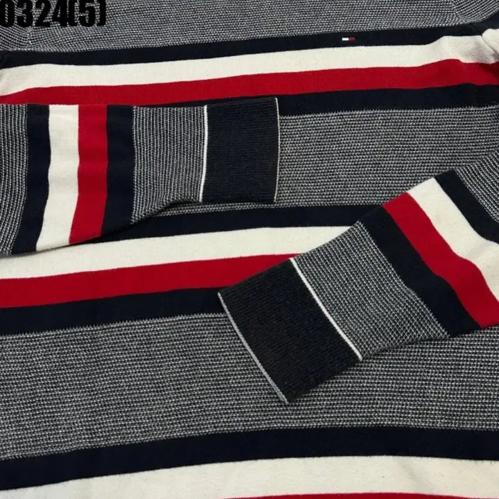 [SOLD OUT] 타미힐피거 스트라이프 니트l 0324