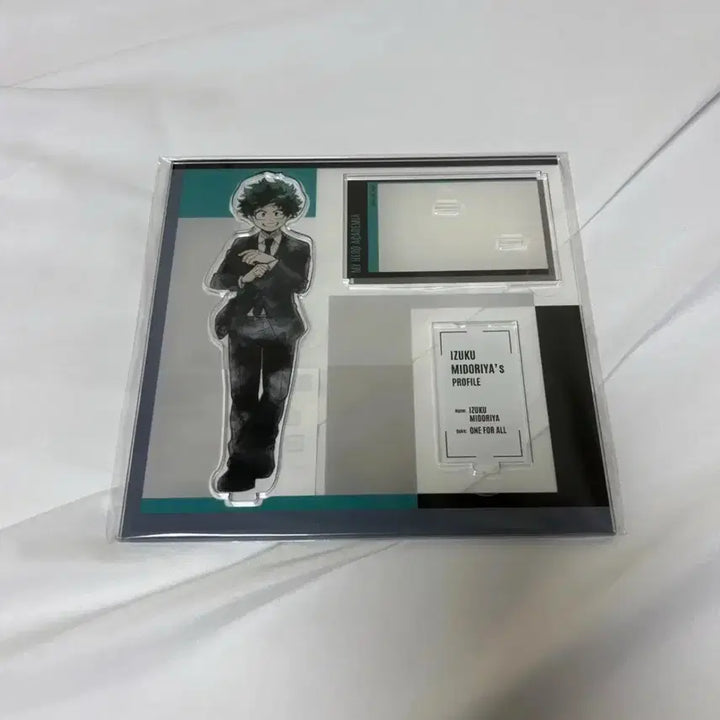 [BUNJANG] My Hero Academia Midoriya Acrylic Stand / 나의 히어로 아카데미 미도리야 아크릴 스탠드 토호 정장 콜라보