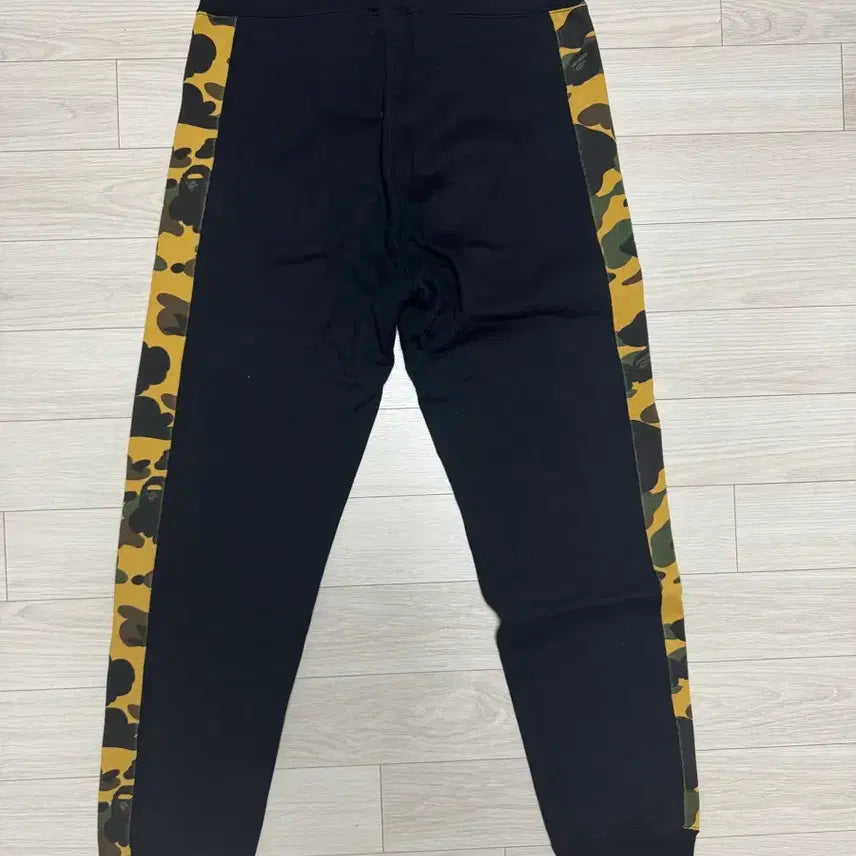 [BUNJANG] A Bathing Ape Jogger Pants / 베이프 바지 판매합니다