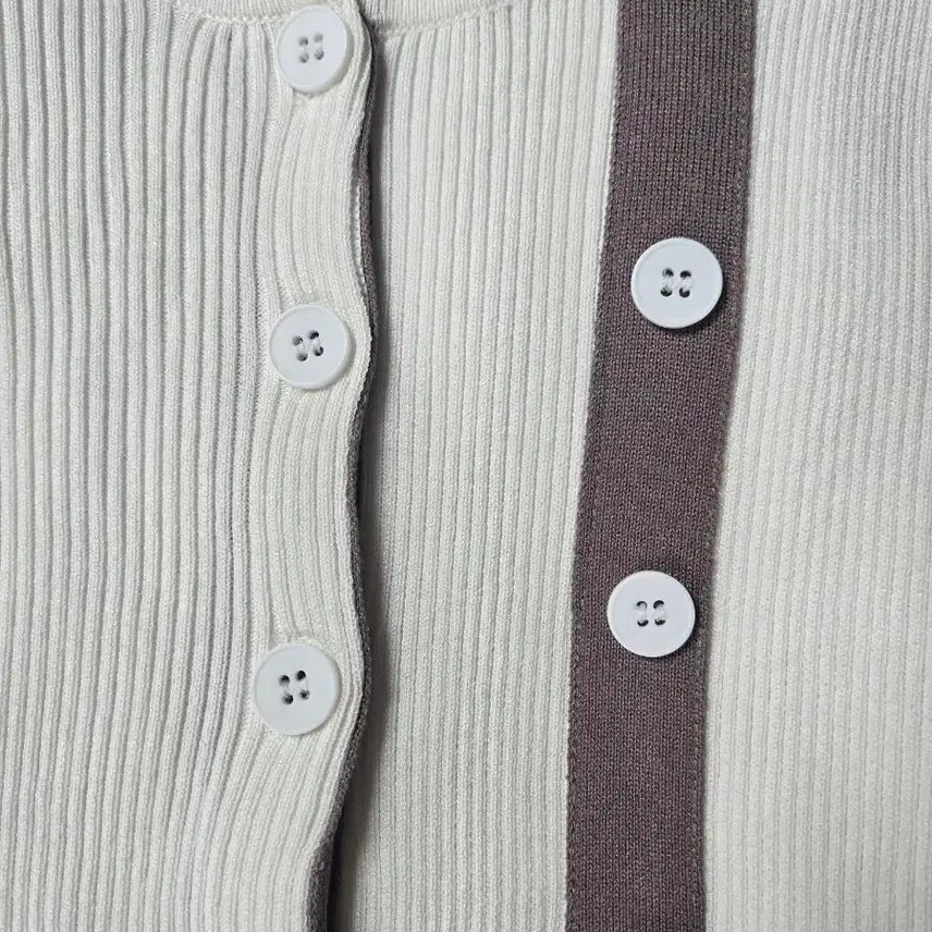[BUNJANG] Ivory Ribbed Cardigan-Style T-shirt / 아이보리 배색 골지 가디건형티셔츠