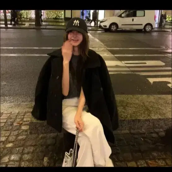 [BUNJANG] 러브미우 로엠하프코트 판매합니다! / 러브미우 로엠하프코트 판매합니다!