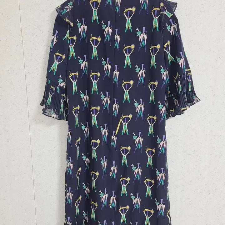 [BUNJANG] BESTI BELLI Pattern Pleated Short Sleeve Dress Navy / 베스띠벨리 패턴 플리츠 반팔 원피스 네이비