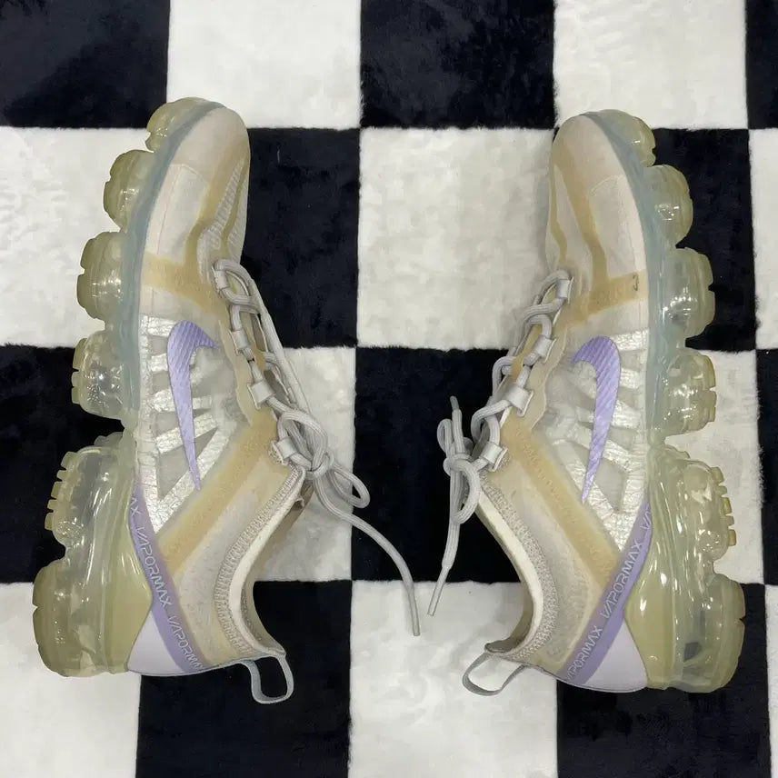 [BUNJANG] Nike Air VaporMax 2019 Phantom Metallic Sneakers / 210) 나이키 에어 베이퍼맥스2019 펜텀 메탈릭 250mm