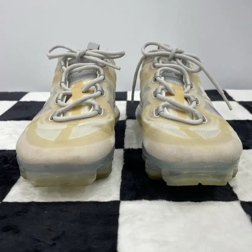 [BUNJANG] Nike Air VaporMax 2019 Phantom Metallic Sneakers / 210) 나이키 에어 베이퍼맥스2019 펜텀 메탈릭 250mm
