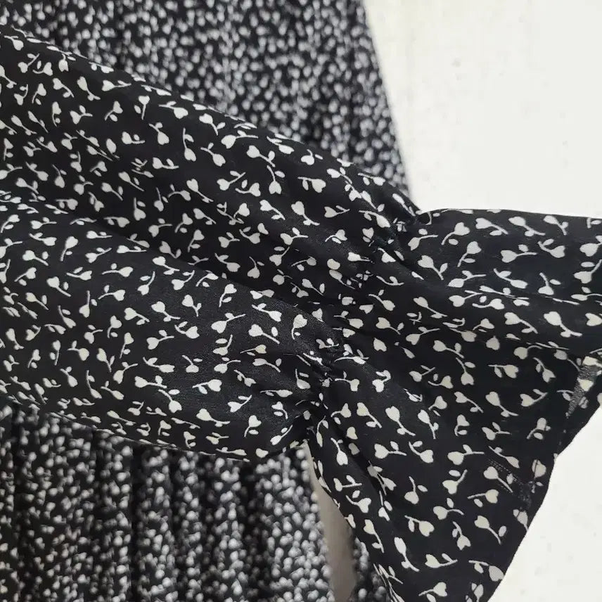[BUNJANG] 8 Seconds Floral Pattern Long Dress / 8세컨즈 플라워 패턴 롱 원피스 블랙 FREE