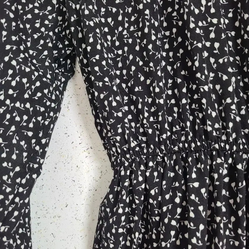[BUNJANG] 8 Seconds Floral Pattern Long Dress / 8세컨즈 플라워 패턴 롱 원피스 블랙 FREE