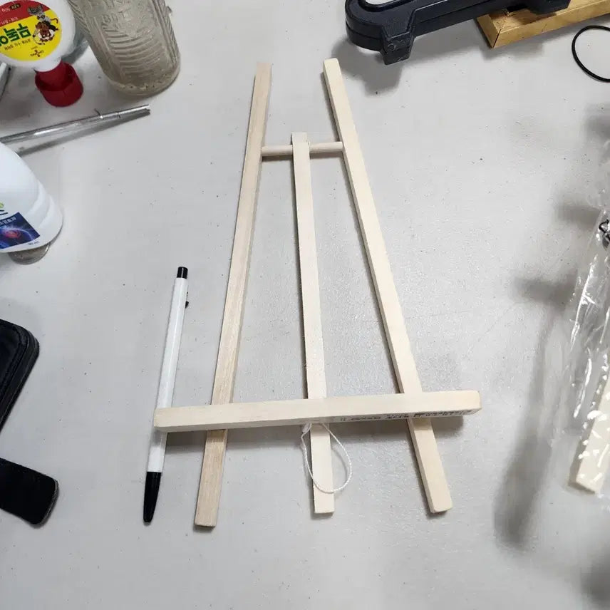 [BUNJANG] IKEA Wooden Easel 30cm / 6개5000원이케아 IKEA 나무이젤 높이30cm6개에5000원