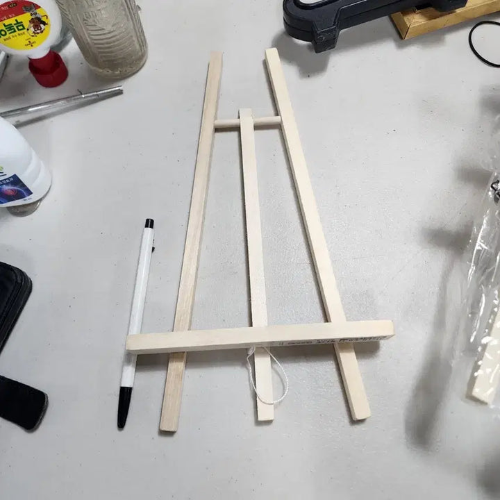 [BUNJANG] IKEA Wooden Easel 30cm / 6개5000원이케아 IKEA 나무이젤 높이30cm6개에5000원