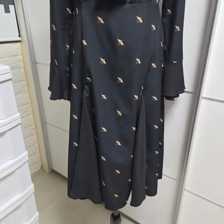 [BUNJANG] Avec Frill Dress 55 Size / 아베크 프릴 원피스55사이즈