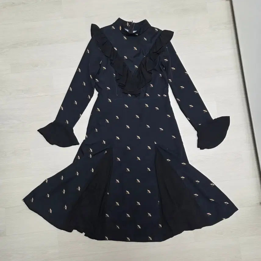 [BUNJANG] Avec Frill Dress 55 Size / 아베크 프릴 원피스55사이즈