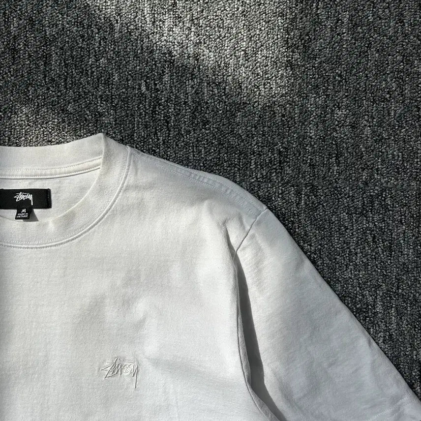 [SOLD OUT] 스투시 스탁로고 화이트 반팔티
