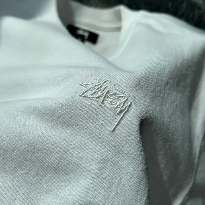 [SOLD OUT] 스투시 스탁로고 화이트 반팔티