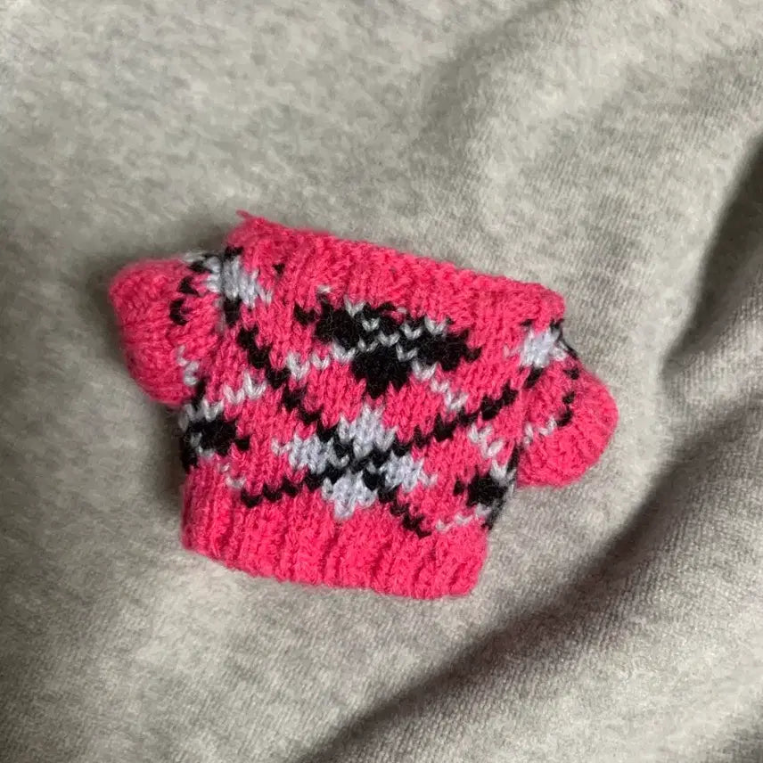 [BUNJANG] DAY6 Wonpil Denimals Pink Knit Sweater / 데니멀즈 옷 필끼 원필 핑크니트 데이식스