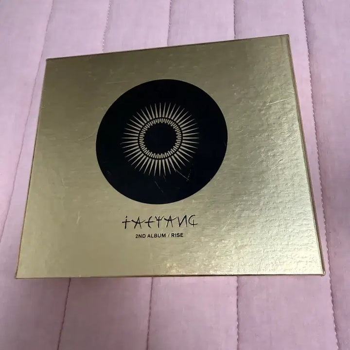 [BUNJANG] Taeyang RISE Gold Album / 태양 RISE 2집 앨범 골드
