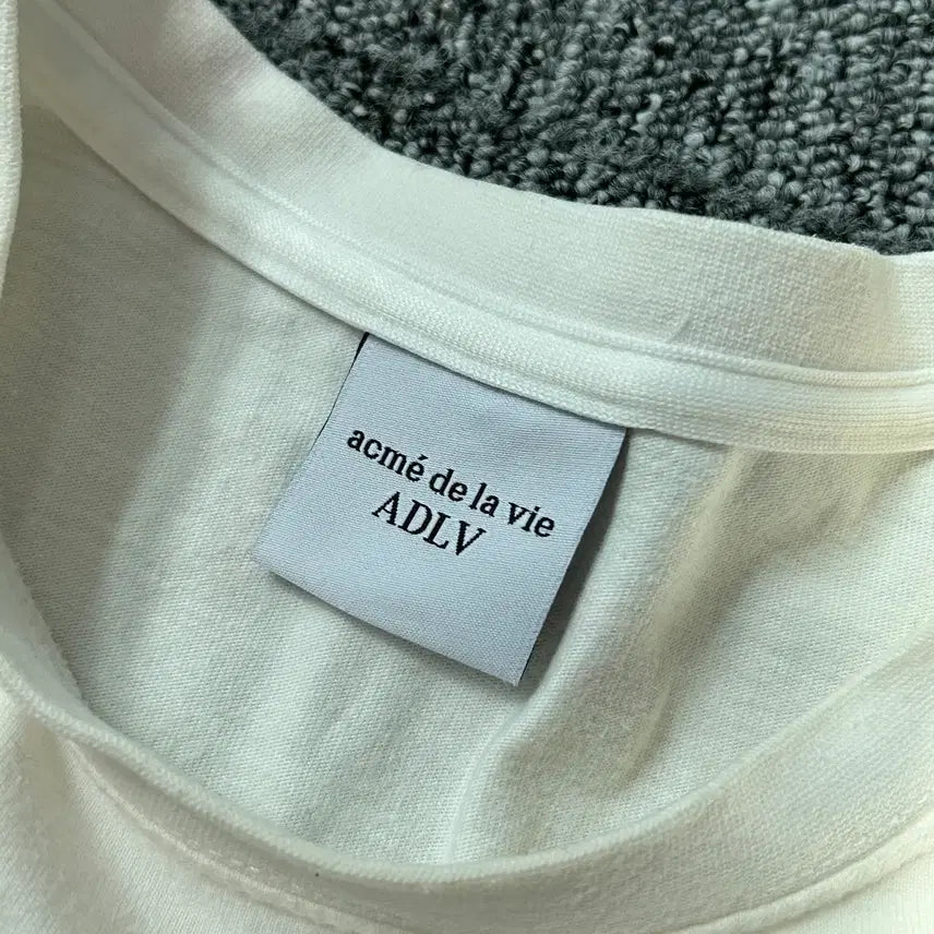 [SOLD OUT] 아크메드라비 아이보리 긴팔티셔츠