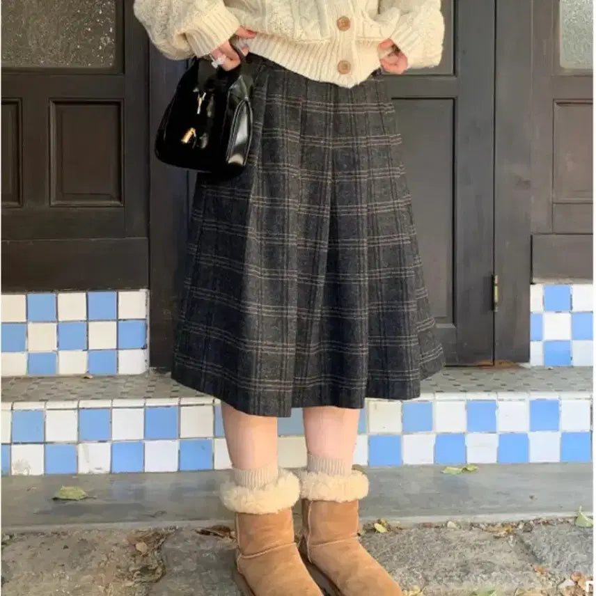[BUNJANG] Linen Check Pleated Long Skirt / 리넨느 체크 플리츠 롱 뒷밴딩 스커트