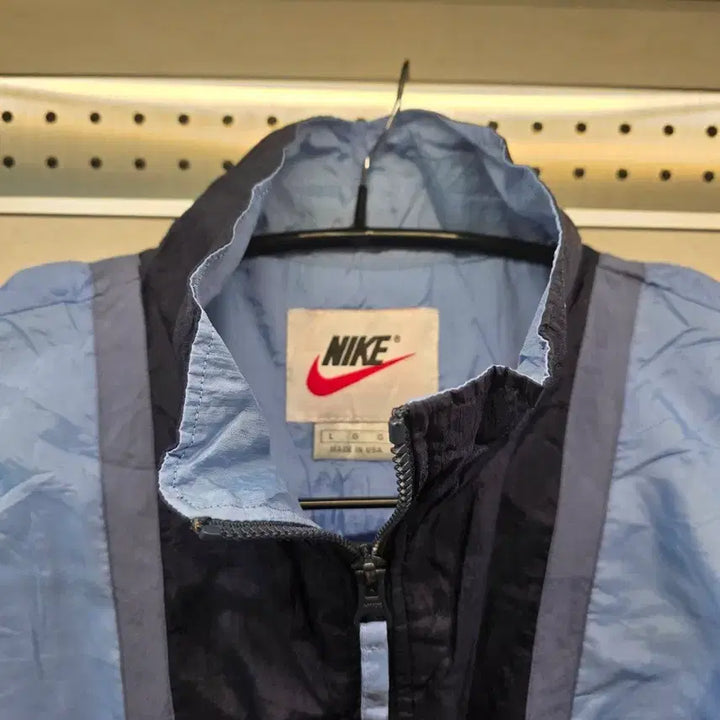 [BUNJANG] Nike Old School Windbreaker Jacket / 올드스쿨 나이키 바람막이 L