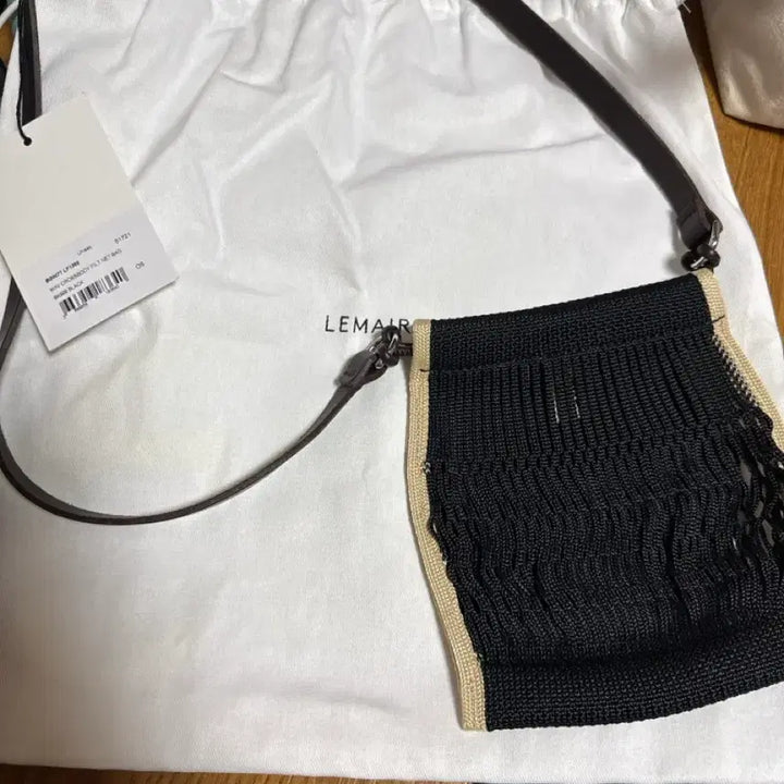 [BUNJANG] Lemaire Mini Crossbody Felt Net Bag / 르메르 미니 크로스바디 필트 네트백 블랙