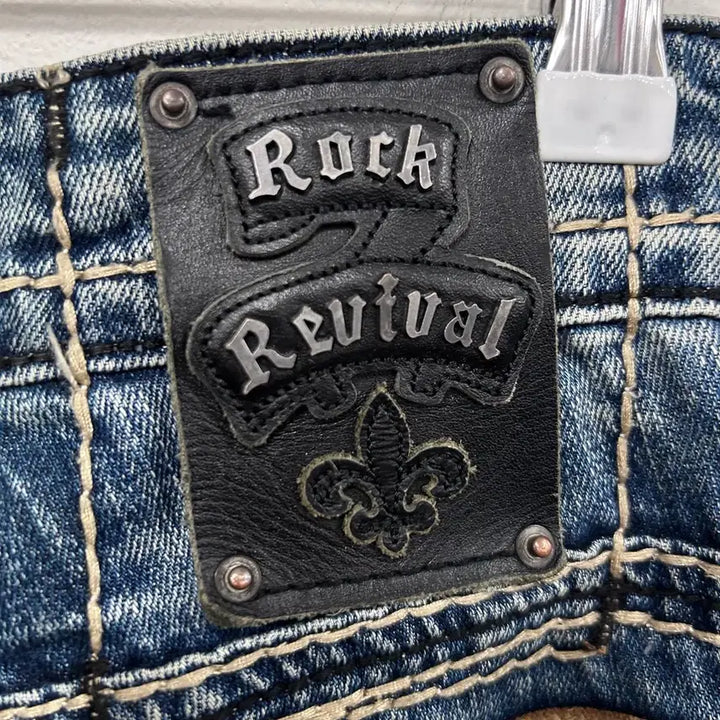 [BUNJANG] Rock Revival Slim Fit Washed Stitch Denim Pants / 락 리바이벌 슬림핏 워싱 스티치 데님팬츠