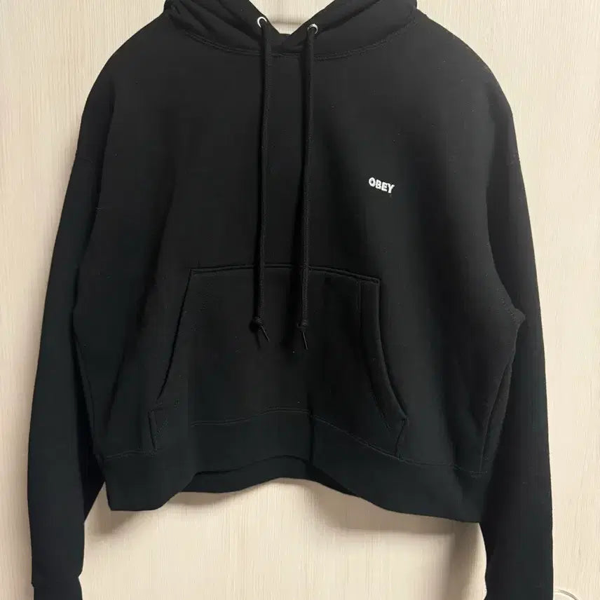 [BUNJANG] OBEY Crop Hoodie Black / 오베이 OBEY 크롭 후드티 블랙