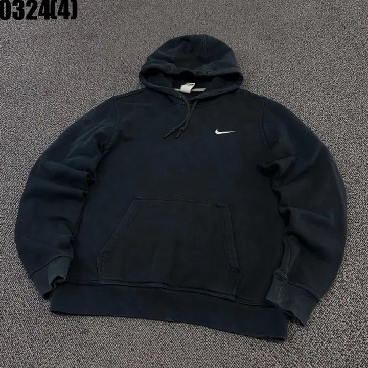 [SOLD OUT] 나이키 스우시 후드티 블랙