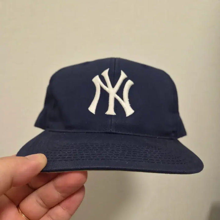 [BUNJANG] New York Yankees Snapback Cap / (태양착용) 양키스 스냅백