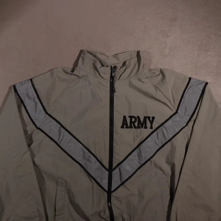 [BUNJANG] US Army IPFU Windbreaker Jacket C490 / IPFU 미 육군 바람막이 자켓 C490