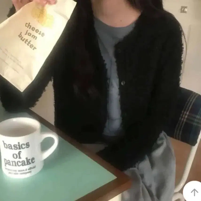 [SOLD OUT] 에이블리 부클 퍼 가디건 새상품