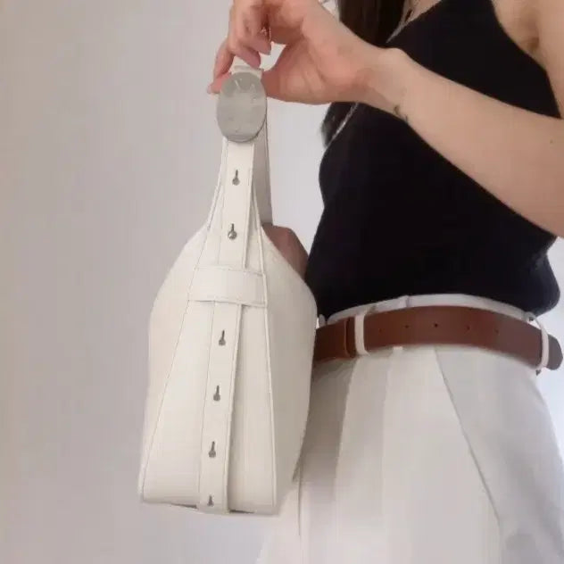 [BUNJANG] Elbategev Grace Bag White / 엘바테게브 그레이스백 화이트