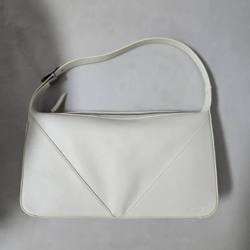 [BUNJANG] Elbategev Grace Bag White / 엘바테게브 그레이스백 화이트