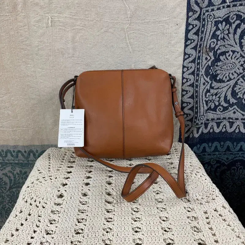 [BUNJANG] Elle Brown Synthetic Leather Crossbody Bag / [F] 엘르 브라운 합성가죽 크로스백 숄더백 가방