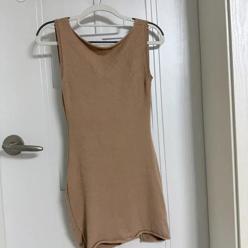 [BUNJANG] Unbalanced Mini Knit Dress / 섹시 미니 언발 니트 원피스 휴양지 룩