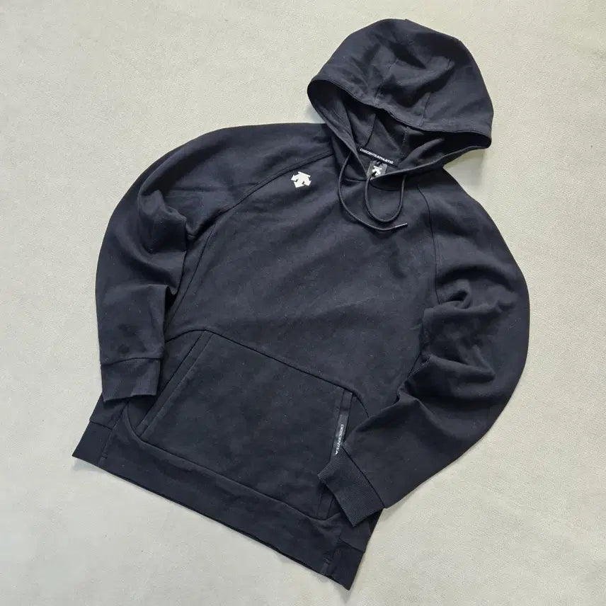 [BUNJANG] Descente Street Printing Hoodie / 100 데상트 스트릿 프린팅 후드티 0323Y